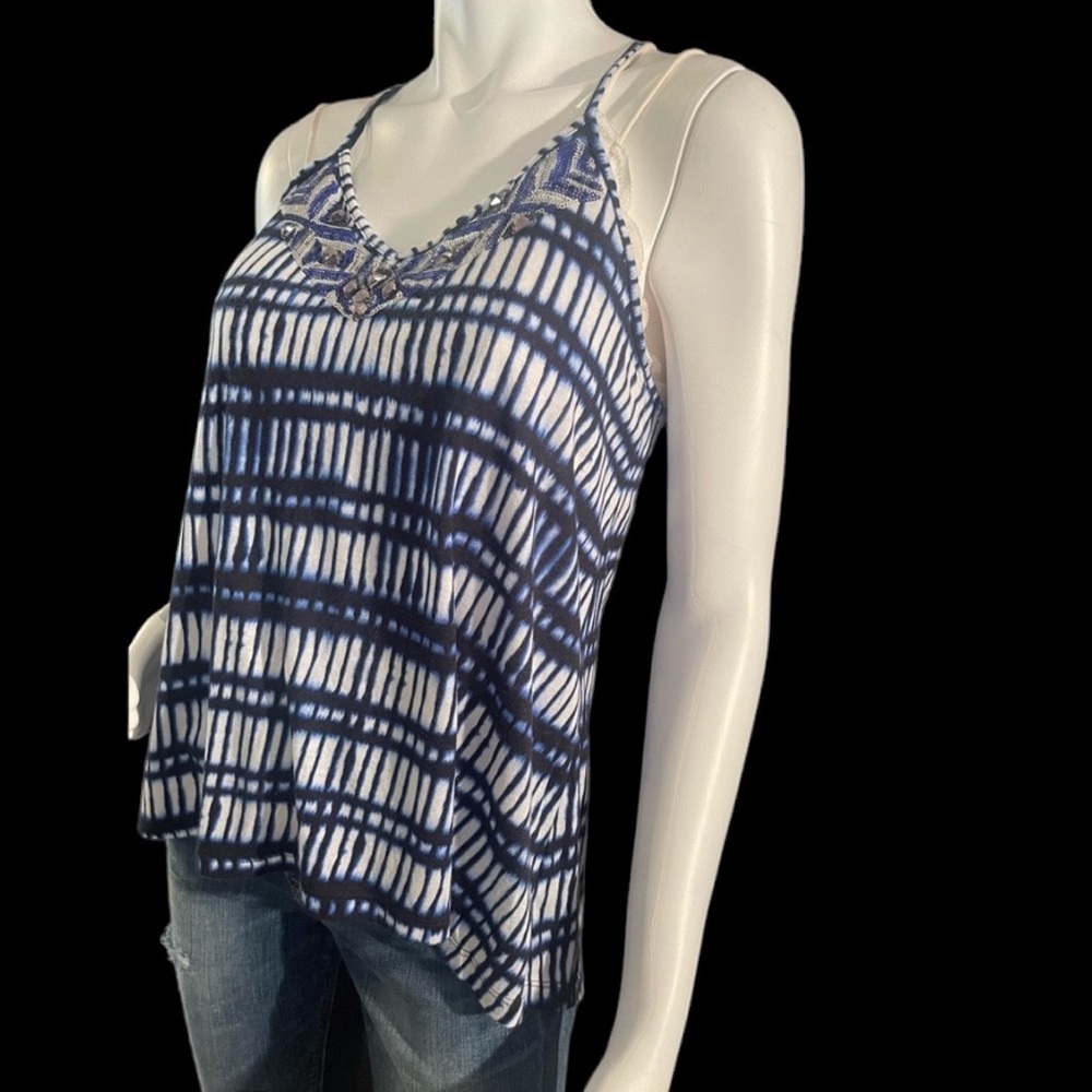 Women’s Express Tank Top!🦋